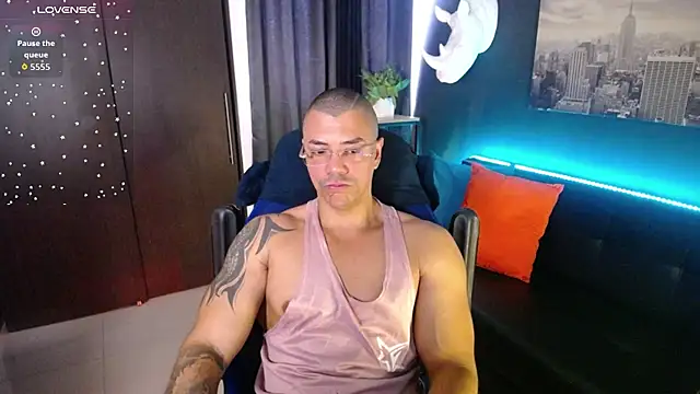 Zed_ferrer Adlı Modelin Canlı XXX Sohbeti