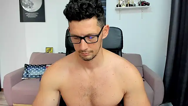 Chat +18 de BrutusK08 ao vivo