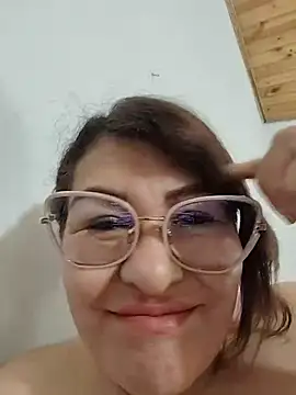 AlexxiaaMat's Live XXX Chat