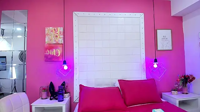 naomi_taylor27 XXX чат на живо