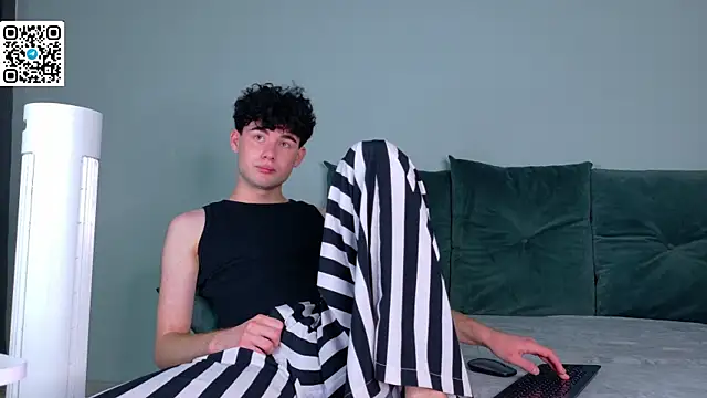 moon_Gloww – Live XXX-chat