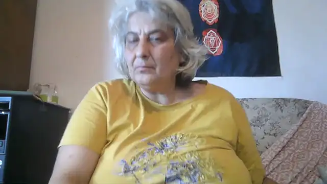 Chat XXX en directo de ExquisiteMature