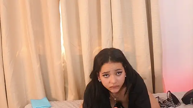 Miajax_ – Naživo XXX chat