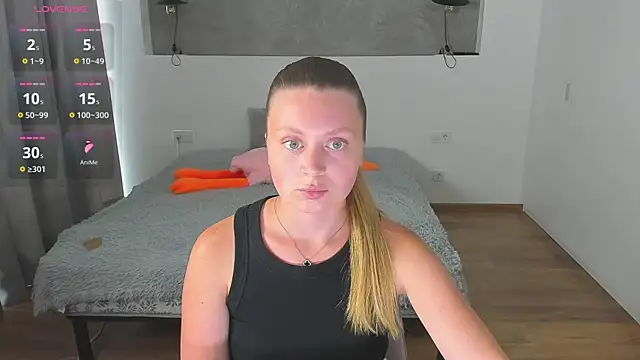 Kitkatvel's Live XXX Chat