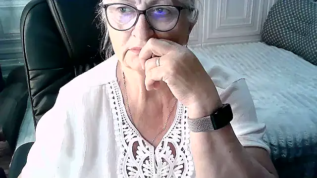 LolkaAlyss' Live XXX Chat