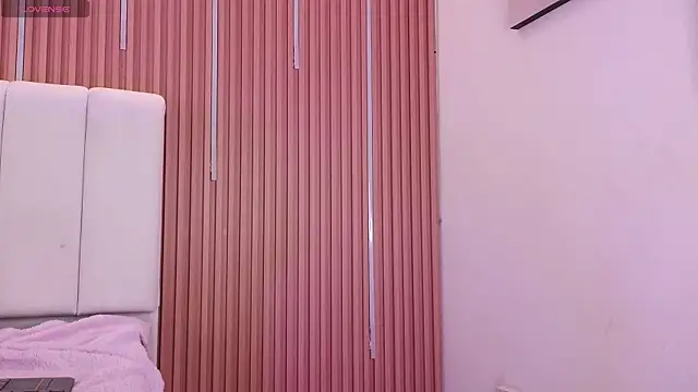 KimSensual_'s Live XXX Chat