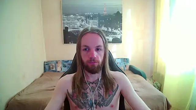 XXX chat uživo modela AdamDickens