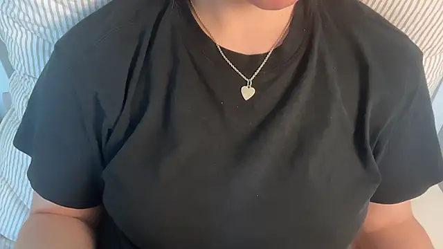 Lucyschickt Live XXX-Chat