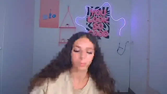 Živý XXX chat KissMeJulia