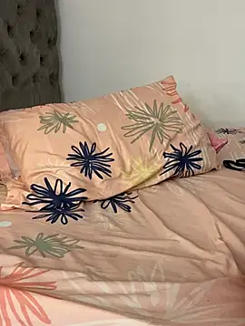 Pamela23x Adlı Modelin Canlı XXX Sohbeti
