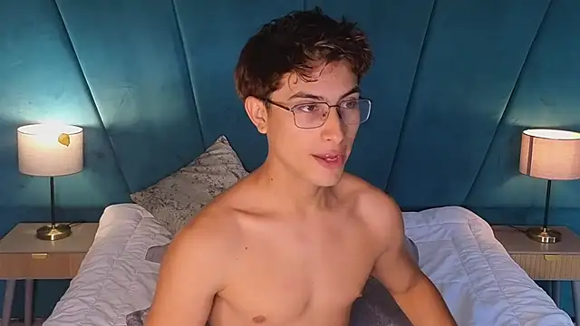 Aaron_Eze লাইভ XXX চ্যাট