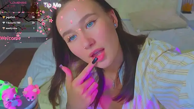 _Kiki_angelll_'s Live XXX Chat