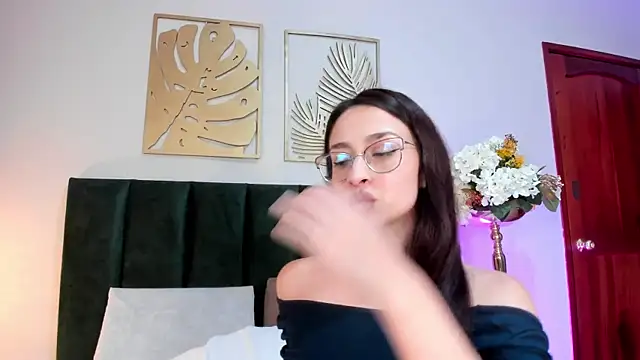 AndraCyruss élő XXX-chatje