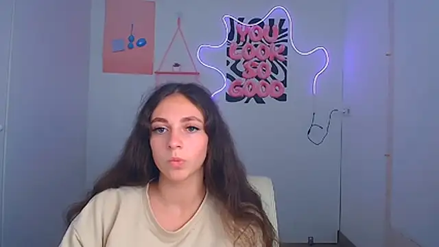 Chat +18 de KissMeJulia ao vivo