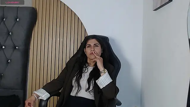 Harmony_Hills – Live XXX-chat
