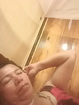 Chilly-wet Adlı Modelin Canlı XXX Sohbeti