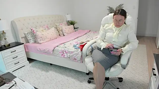 دردشة Vika73 الجنسية المباشرة