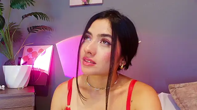 צ'אט XXX בשידור חי של adara_johnson__