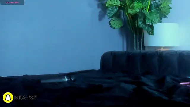 Kira_Exe_'s Live XXX Chat