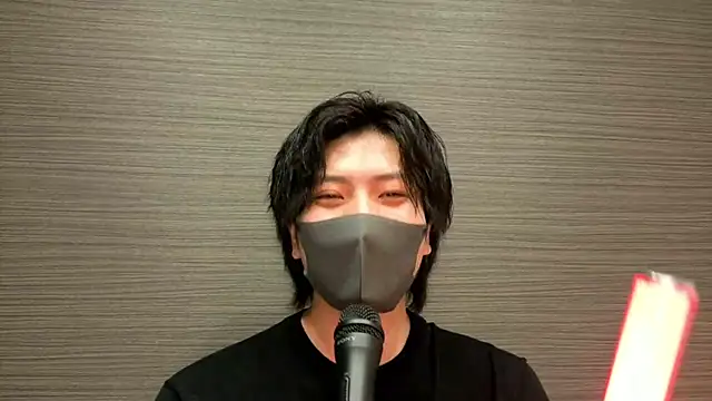 CHROME-kun925 Live XXX Chat