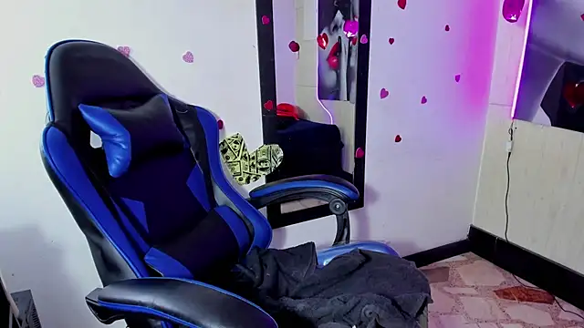 צ'אט XXX בשידור חי של yayacandy