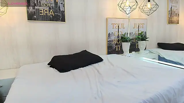 Chat +18 de Baby_curly ao vivo