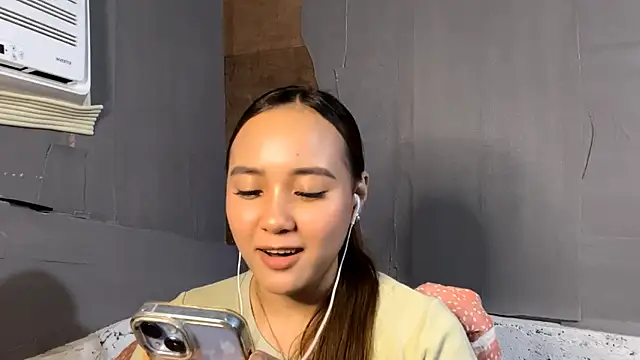 แชท XXX สดของ LelaHyske