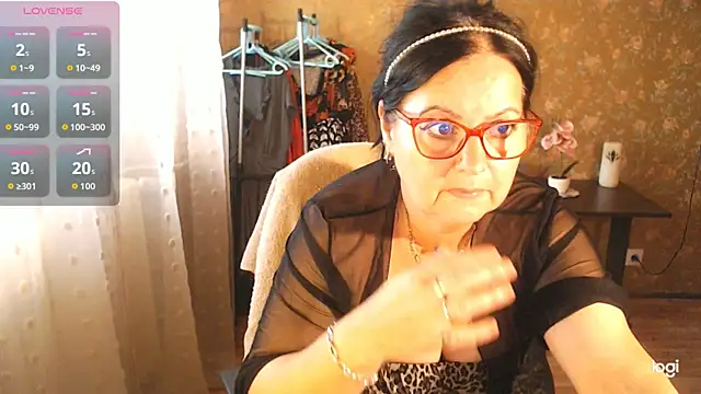 exiMIlf's Live XXX Chat