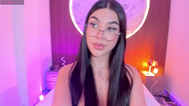 צ'אט XXX בשידור חי של RoseCassie