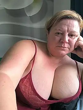 jusichka's Live XXX Chat