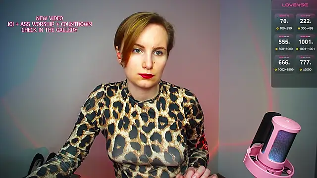 KinkyMissCherry Live XXX-chat