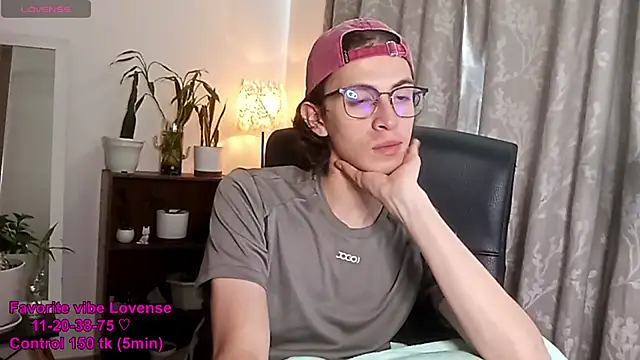 Chat XXX en directo de You_Sissy