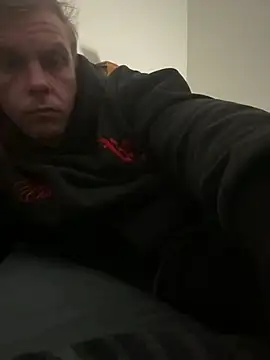 Chat XXX en directo de aus_guy93