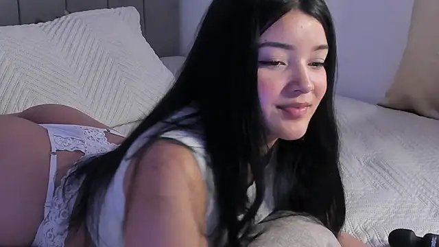 EmmaBlossom Adlı Modelin Canlı XXX Sohbeti