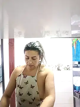 maynor_1998 Adlı Modelin Canlı XXX Sohbeti