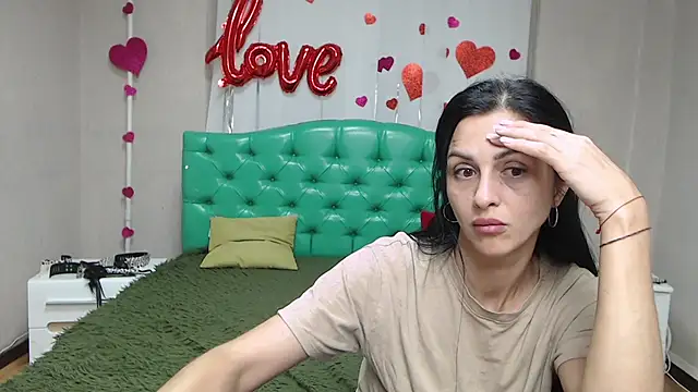 EvaClarkk – Live XXX-chat