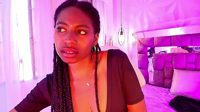 Queen_perla_'s Live XXX Chat