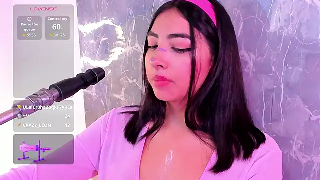 cherry_skinnyy_'s Live XXX Chat