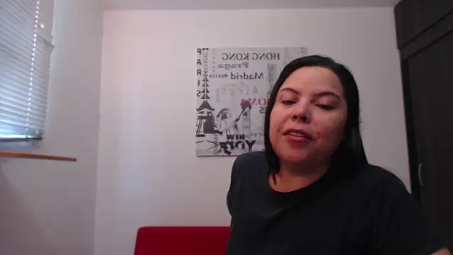 Онлайн чат XXX Tinna_Sarah