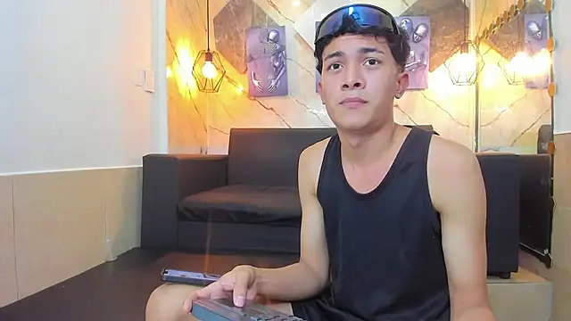 Yeff_26's Live XXX Chat