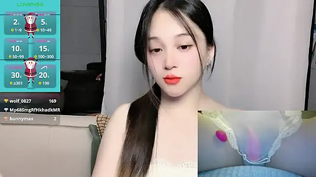 woaiqinqin's Live XXX Chat