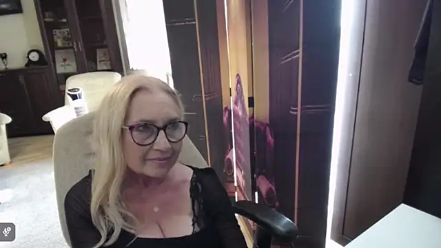 Chatroom XXX en direct de sofia_xkiss