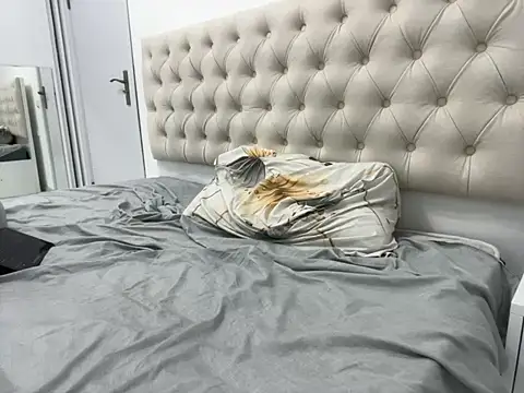Chat XXX en directo de Hot__Tiger