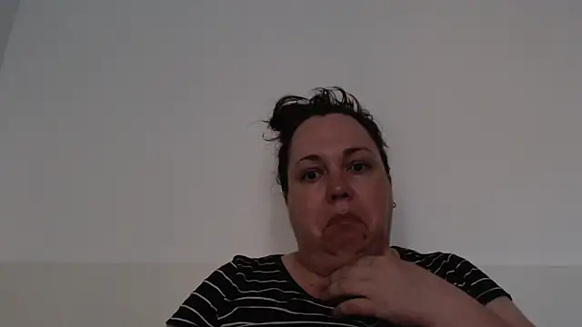 WendyRhoades élő XXX-chatje