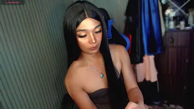 TrinityFucksYou – webcam-show
