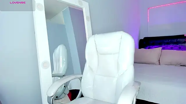 Czat XXX na żywo – Alex_cute77