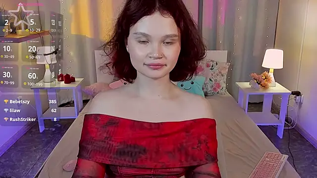 EmilyChaves 现场XXX聊天