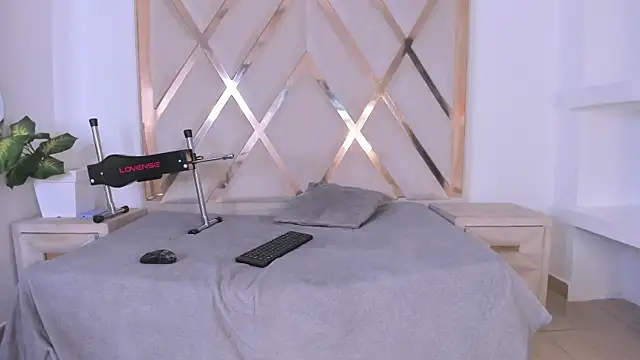 angelkyraasm Chat XXX in diretta