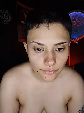 girl_intense444's Live XXX Chat