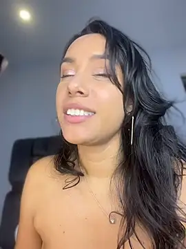 PilarJones_ Chat XXX in diretta
